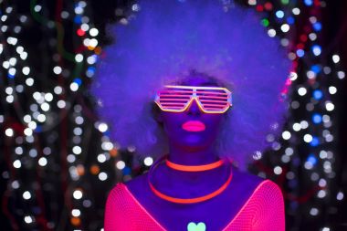 UV neon disko seksi kadın cyber oyuncak robot elektronik oyuncak parlayan