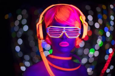 UV neon disko seksi kadın cyber oyuncak robot elektronik oyuncak parlayan