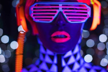 UV neon disko seksi kadın cyber oyuncak robot elektronik oyuncak parlayan