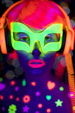 UV neon disko seksi kadın cyber oyuncak robot elektronik oyuncak parlayan