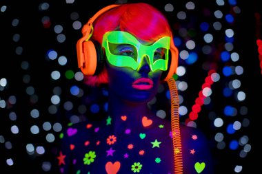 UV neon disko seksi kadın cyber oyuncak robot elektronik oyuncak parlayan