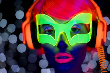 UV neon disko seksi kadın cyber oyuncak robot elektronik oyuncak parlayan