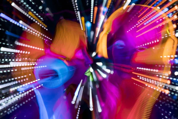 Світяться уль-неон сексуальна диско жіноча кібер лялька — стокове фото