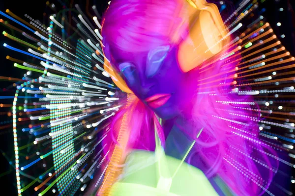 Blask uv neon sexy disco cyber kobiece kobieta lalka — Zdjęcie stockowe