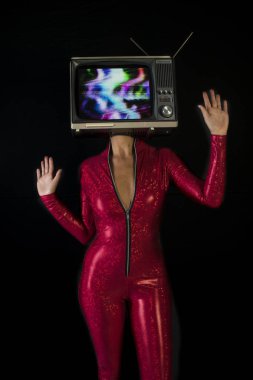 TV baş kadın 