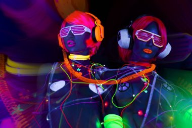 kızdırma uv neon disko seksi kadın cyber bebek