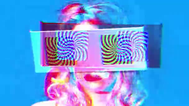 Tête Femme Avec Écrans Vidéo Avec Boucle Vidéo Hypnotique Glitch — Video