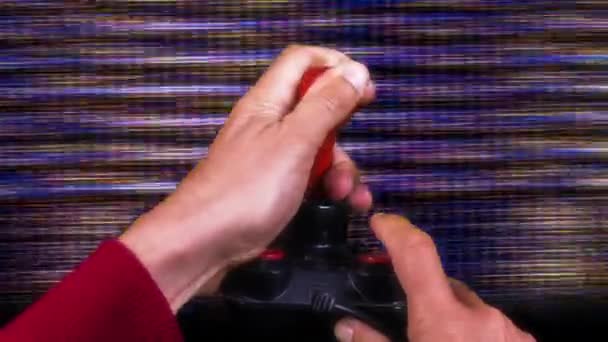 Mains Masculines Utilisant Rétro Ordinateur Arcade Jeu Joystick — Video