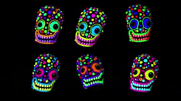 Conjunto Monstro Brilho Estranho Máscaras Assustadoras Fluorescentes — Vídeo de Stock