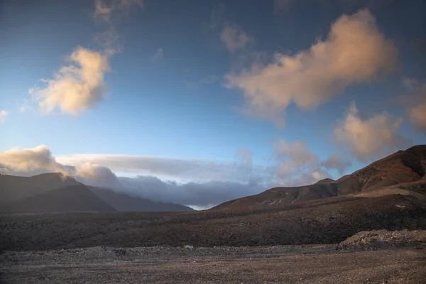 西班牙加那利群岛Fuerteventura的Jandia自然公园 群山环抱 — 图库照片