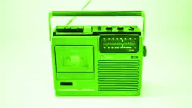 Klasik ghettoblaster radyo arıza efektleri ile hareket ediyor 