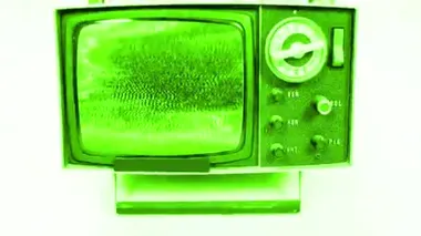 Video üzerinde farklı arıza efektleri olan klasik televizyon