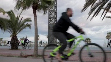 Akşam Barselona 'da olimpiyat limanı