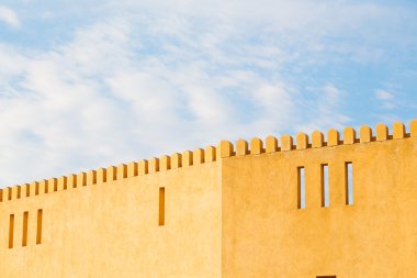 Umman Muscat eski savunma fort battlesment gökyüzü bir