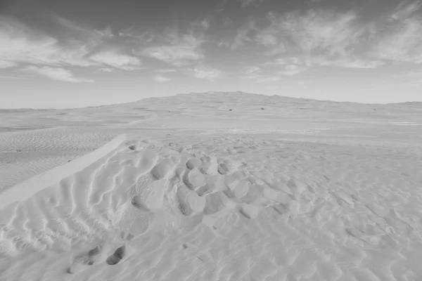 Em oman velho deserto esfregar al khali o quarto vazio e ao ar livre — Fotografia de Stock