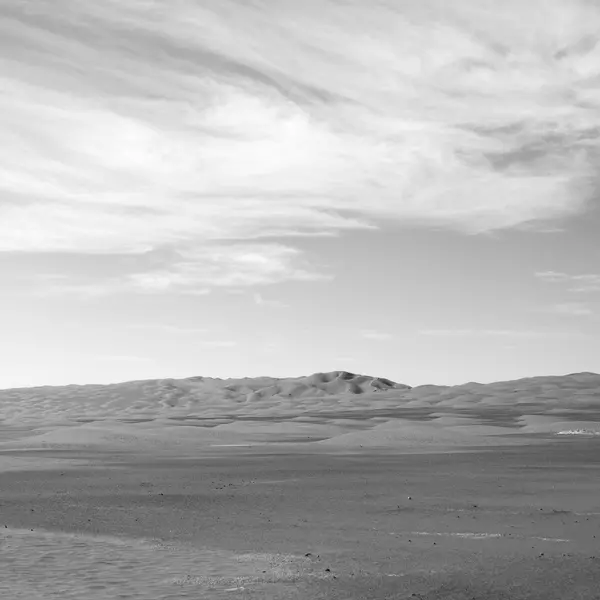 En oman viejo desierto frotar al khali el cuarto vacío y al aire libre —  Fotos de Stock