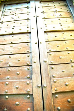  Arsago seprio pirinç bir kapı çinilerini İtalya'da kahverengi arası