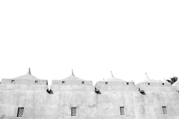 In oman muscat il vecchio minareto moschea e la religione in cielo aperto — Foto Stock