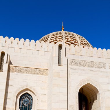 Umman muscat oteli eski Camii Minare ve din gökyüzü temizleyin