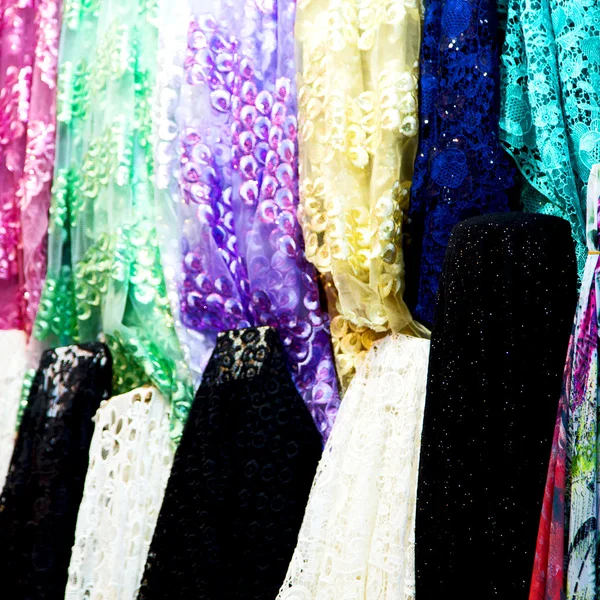 En una bufanda de iran en una textura de mercado —  Fotos de Stock