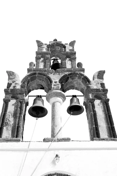Arquitetura branco fundo cruz em santorini grecia ol — Fotografia de Stock