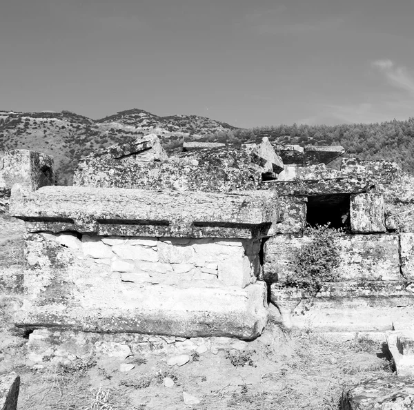 Staré stavební sloupec a pamukkal historie římského chrámu — Stock fotografie