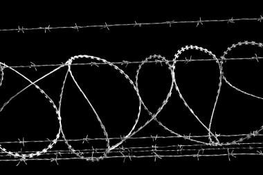 Umman barbwire içinde arka plan ve bulutlu gökyüzü