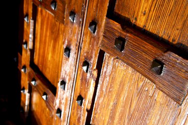  Legnano paslı pirinç kahverengi tokmağı     