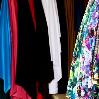 bir Pazar doku İran eşarp  