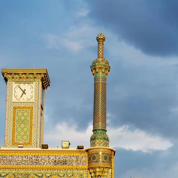 In iran unscharf islamische Mausoleum — Stockfoto
