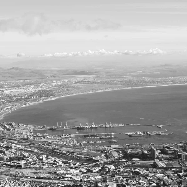 En Afrique du Sud Cape Town skyline de la montagne de la table — Photo