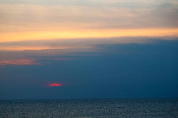 No sol oman que cai para baixo — Fotografia de Stock