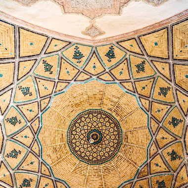 İran'da dini mimari