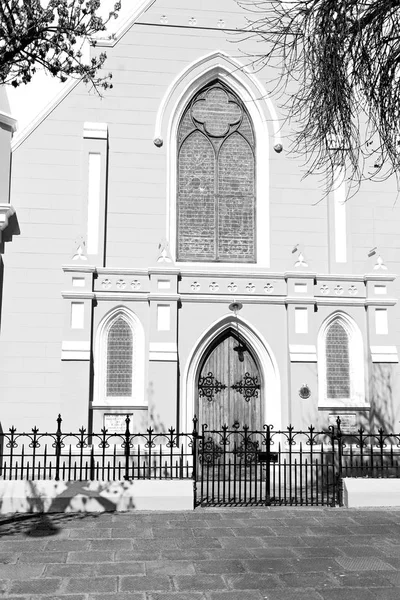 En Sudáfrica antigua iglesia en el centro de la ciudad —  Fotos de Stock