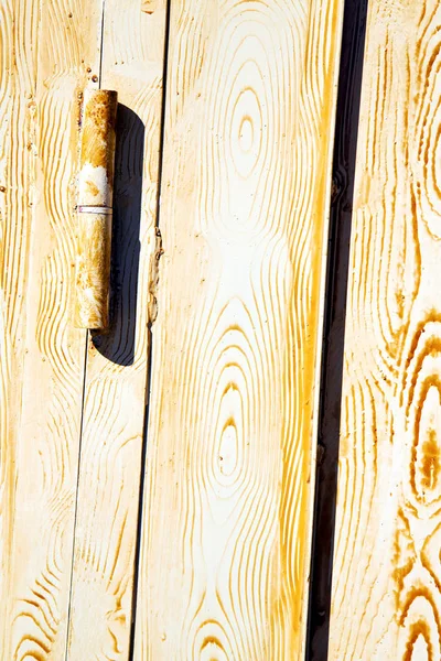 En África la vieja y madera fachada casa segura — Foto de Stock