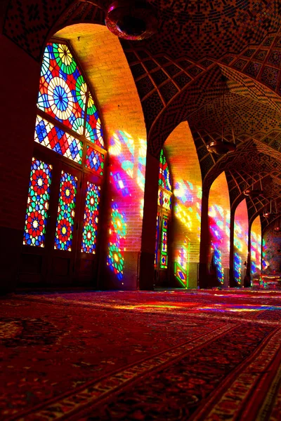 En colores iraníes desde las ventanas —  Fotos de Stock