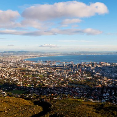 Güney Afrika cape town şehir manzarası içinde Masa Dağı