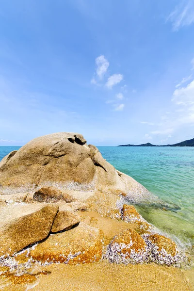 Azië baai eiland rots thailand en Zuid een zee kho samui — Stockfoto