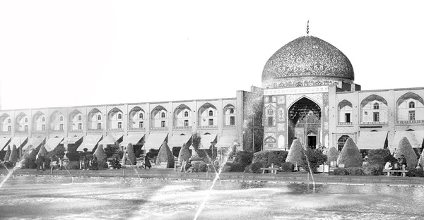 In iran old square mosque — Stock Photo, Image