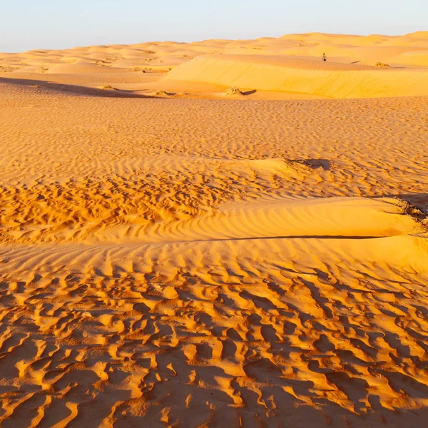 Em oman velho deserto esfregar al khali o quarto vazio e ao ar livre — Fotografia de Stock