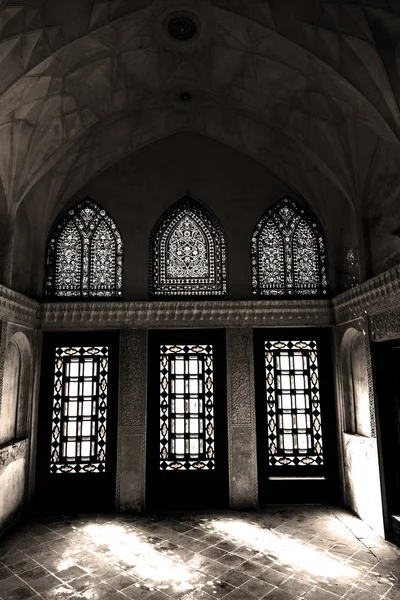 Em cores iran das janelas — Fotografia de Stock