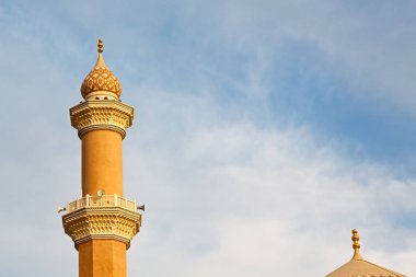 Umman muscat oteli eski Camii Minare ve din gökyüzü temizleyin