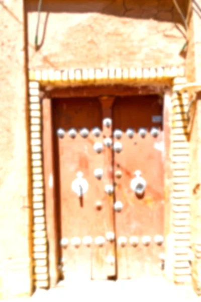 In iran alte hölzerne Tür — Stockfoto