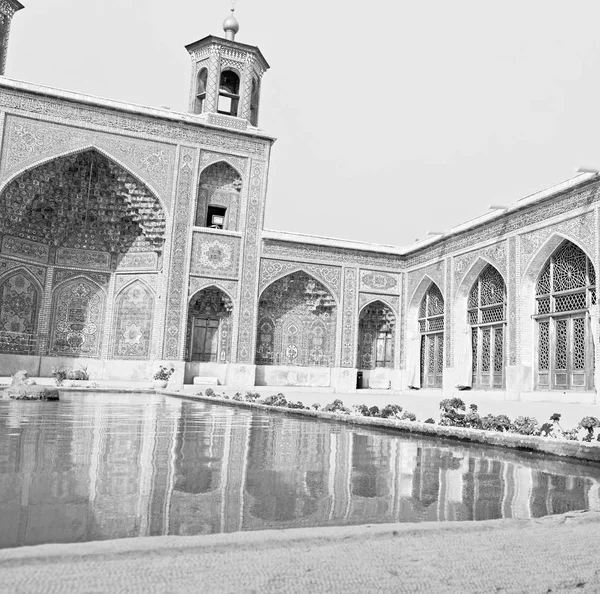 En iran la antigua mezquita —  Fotos de Stock