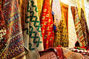 bir Pazar doku İran eşarp  