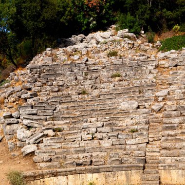 eski sütun mahvetti ve taş phaselis Tapınağı Türkiye'de yok 