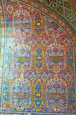 İran'ın eski dekoratif karolar 