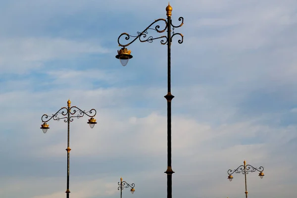 Na luz oman no céu — Fotografia de Stock