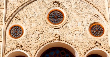 İran'da eski mimari pencere