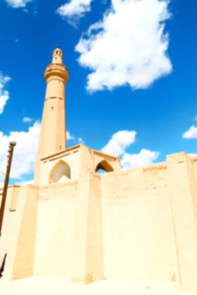 In iran minareto vicino al cielo — Foto Stock